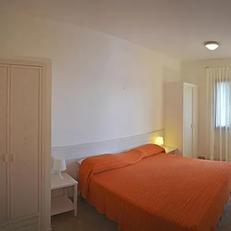Holiday home Le Sprizze A Bordo Del Mare - Goelba