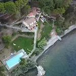 Feriehus Le Sprizze A Bordo Del Mare - Goelba