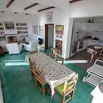 Le Sprizze A Bordo Del Mare - Goelba Feriehus *