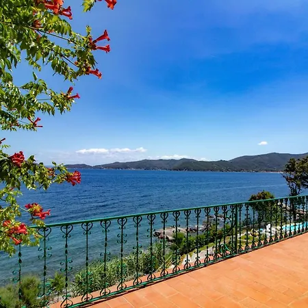 Tatil Evi Le Sprizze A Bordo Del Mare - Goelba *