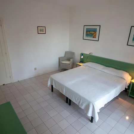 Le Sprizze A Bordo Del Mare - Goelba