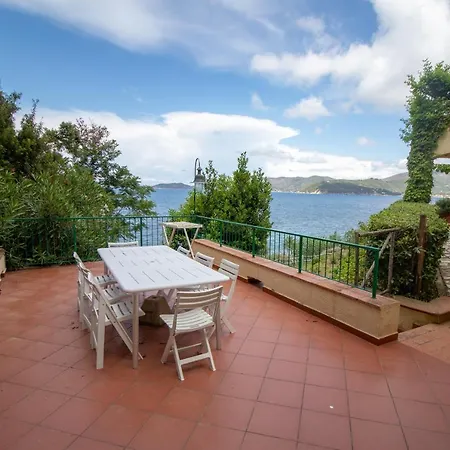 Tatil Evi Le Sprizze A Bordo Del Mare - Goelba