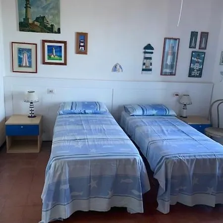 Le Sprizze A Bordo Del Mare - Goelba