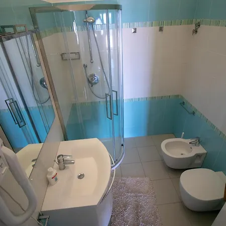 Le Sprizze A Bordo Del Mare - Goelba *