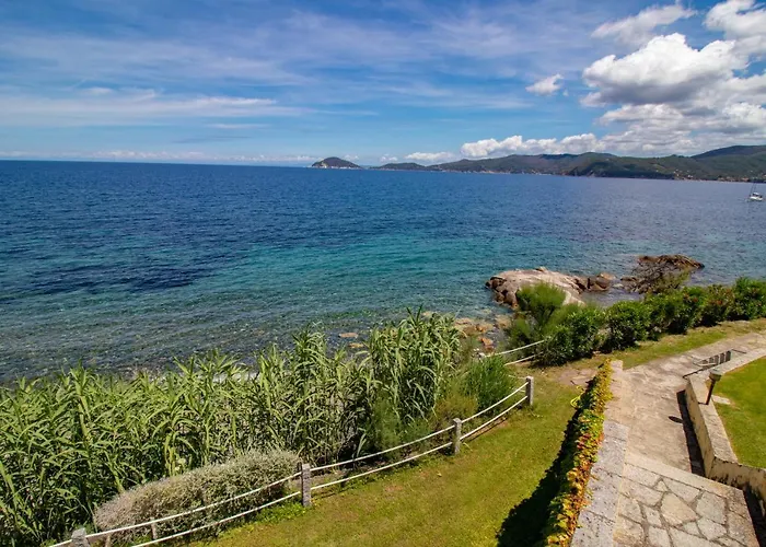 Le Sprizze A Bordo Del Mare - Goelba בית נופש מרצ'יאנה מרינה
