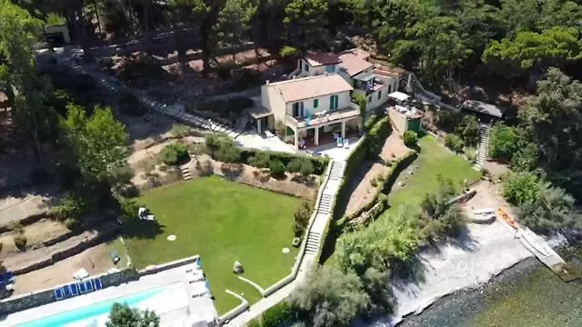 Le Sprizze A Bordo Del Mare - Goelba בית נופש מרצ'יאנה מרינה