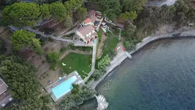 בית נופש Le Sprizze A Bordo Del Mare - Goelba