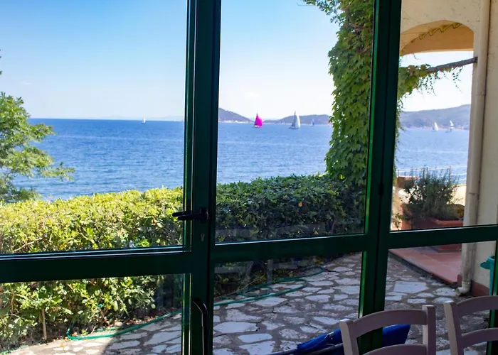 בית נופש Le Sprizze A Bordo Del Mare - Goelba מרצ'יאנה מרינה