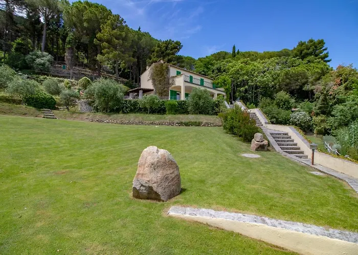 Le Sprizze A Bordo Del Mare - Goelba בית נופש