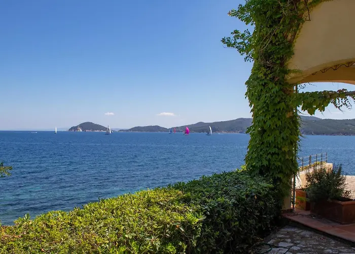 Le Sprizze A Bordo Del Mare - Goelba * מרצ'יאנה מרינה