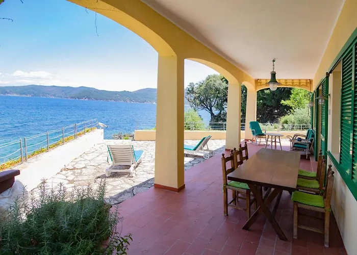 בית נופש Le Sprizze A Bordo Del Mare - Goelba *