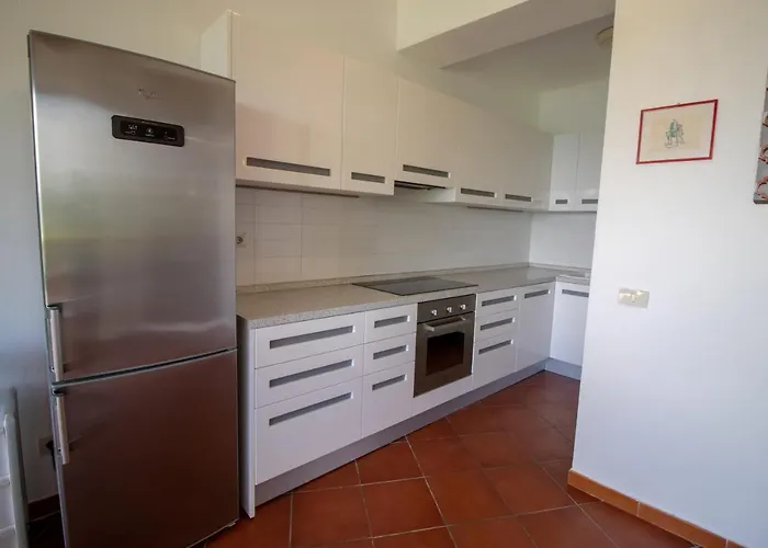 Le Sprizze A Bordo Del Mare - Goelba בית נופש