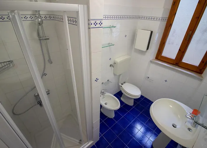 Le Sprizze A Bordo Del Mare - Goelba בית נופש