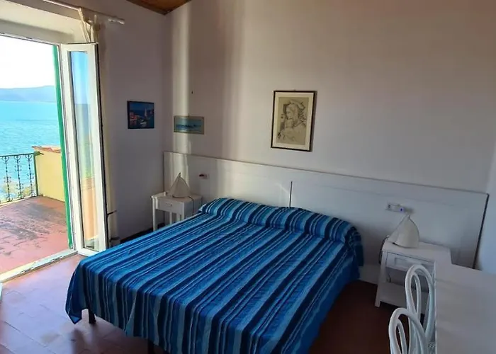 בית נופש Le Sprizze A Bordo Del Mare - Goelba מרצ'יאנה מרינה