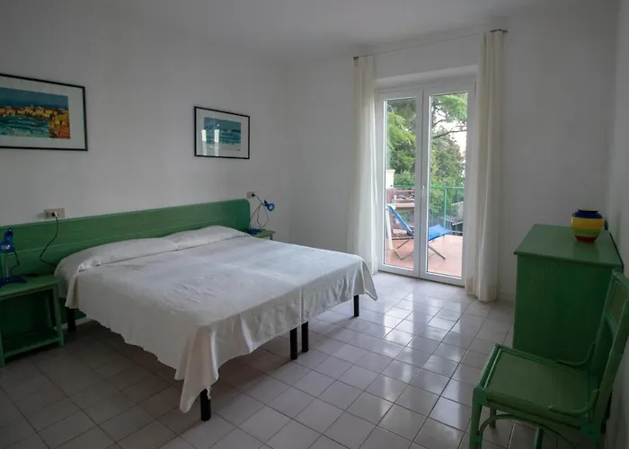 Le Sprizze A Bordo Del Mare - Goelba * מרצ'יאנה מרינה