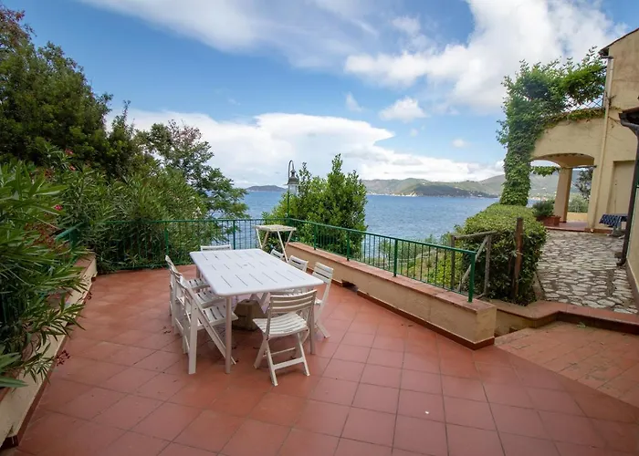 בית נופש Le Sprizze A Bordo Del Mare - Goelba