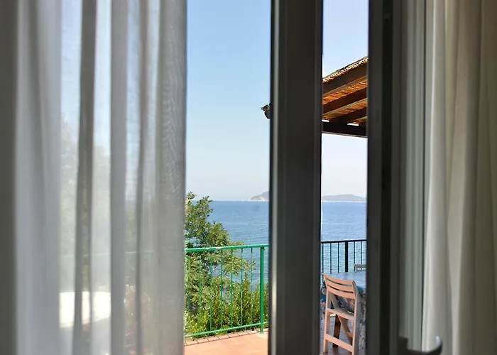 Le Sprizze A Bordo Del Mare - Goelba בית נופש מרצ'יאנה מרינה